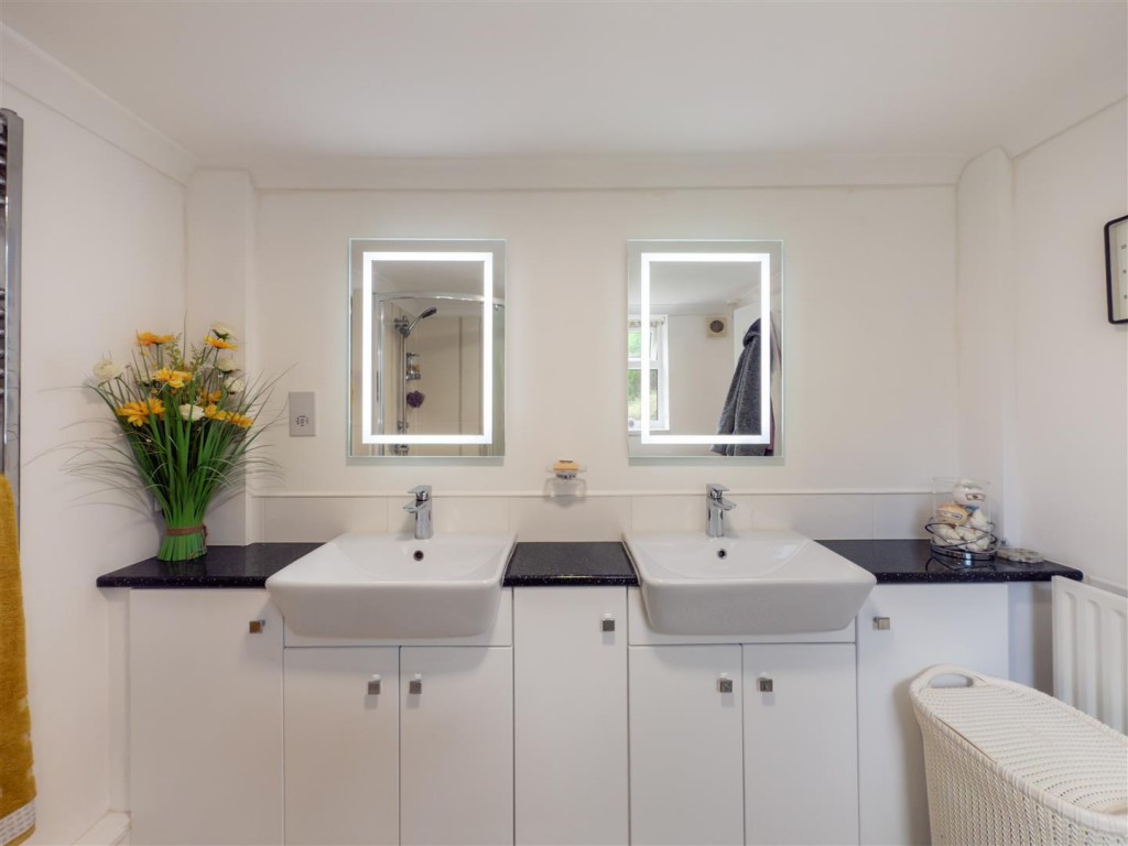 Images for Saxham Street, Stowupland, Stowmarket