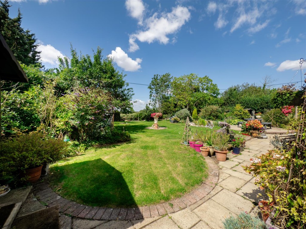 Images for Saxham Street, Stowupland, Stowmarket