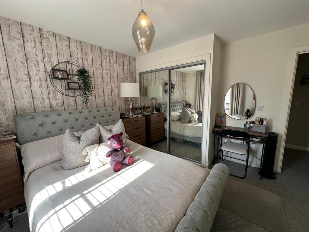 Images for Greenfinch Close, Stowmarket