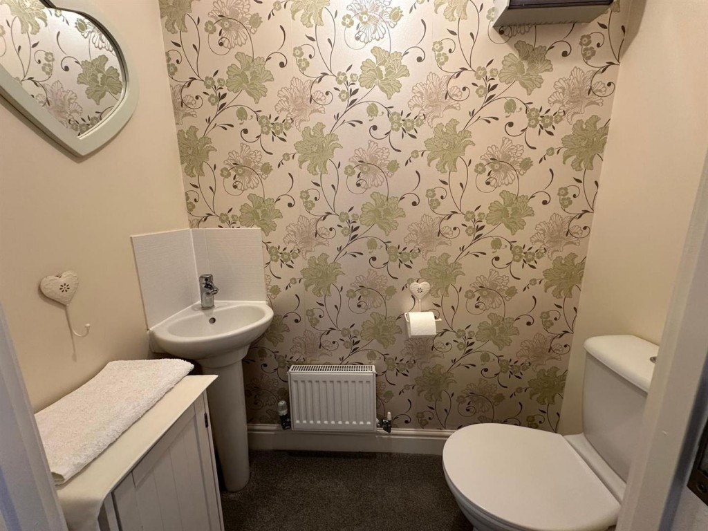 Images for Eagle Close, Stowmarket