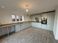 Images for Hubbards Close, Combs