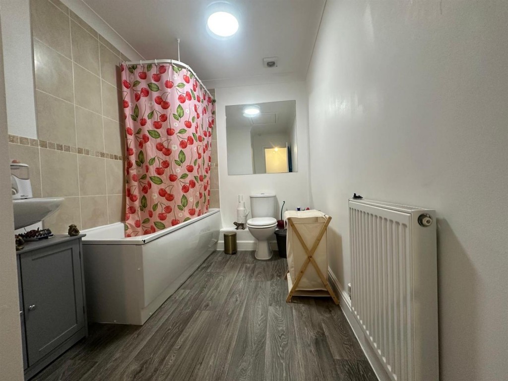 Images for Treeview, Stowmarket