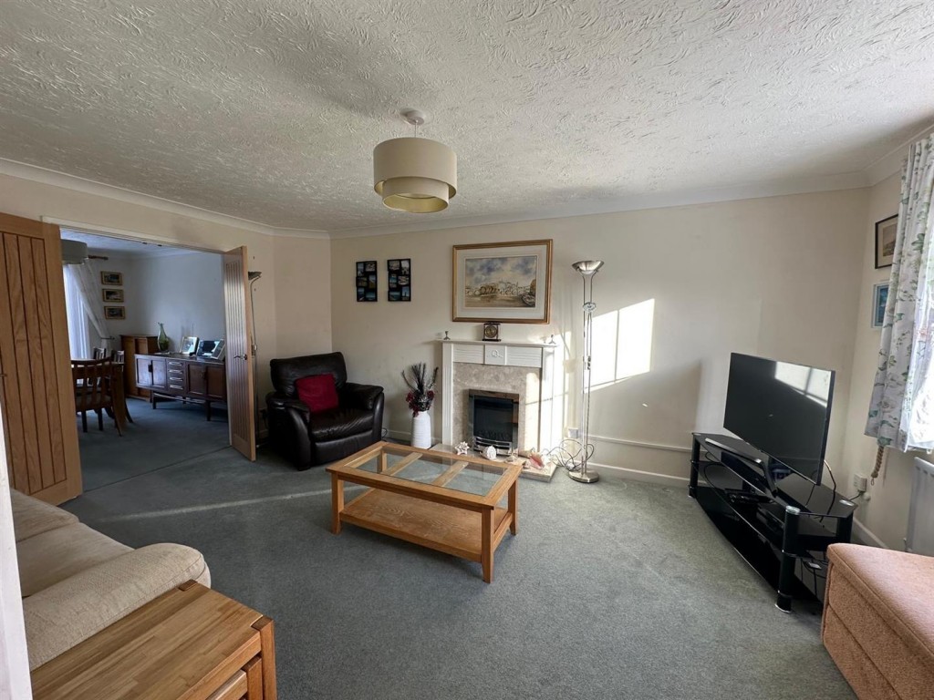 Images for Dove Gardens, Stowmarket