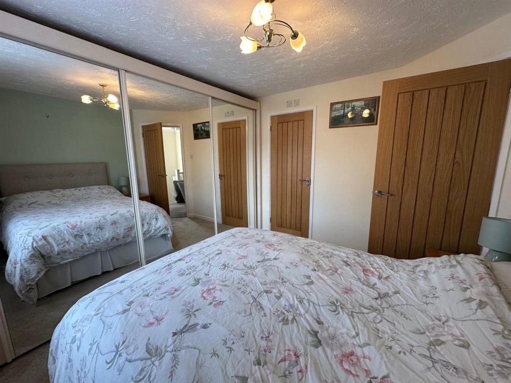 Images for Dove Gardens, Stowmarket