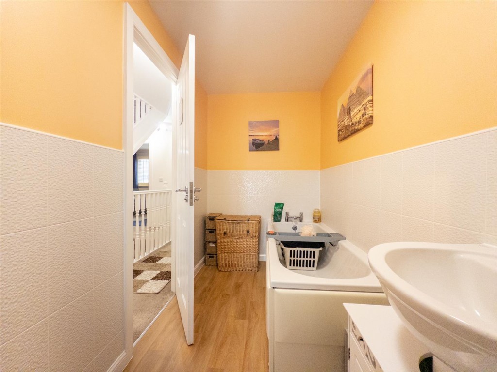 Images for Peregrine Drive, Stowmarket