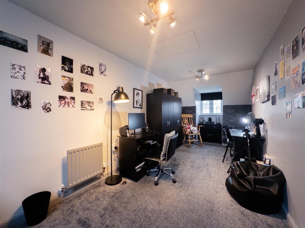 Images for Peregrine Drive, Stowmarket