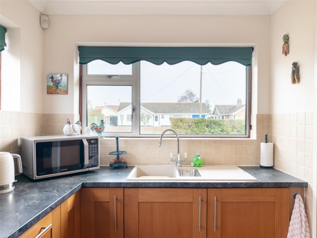 Images for The Close, Roydon, Diss