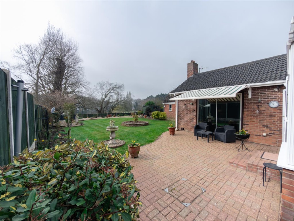 Images for The Close, Roydon, Diss