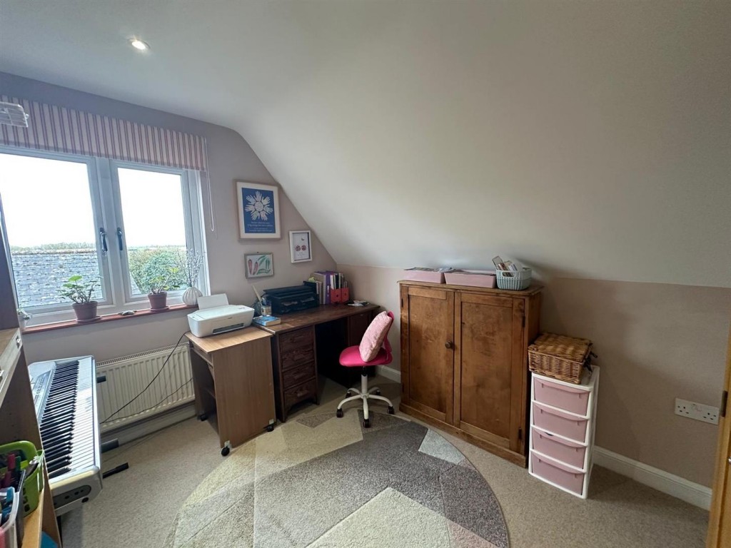 Images for Oakfield Close, Bacton, Stowmarket