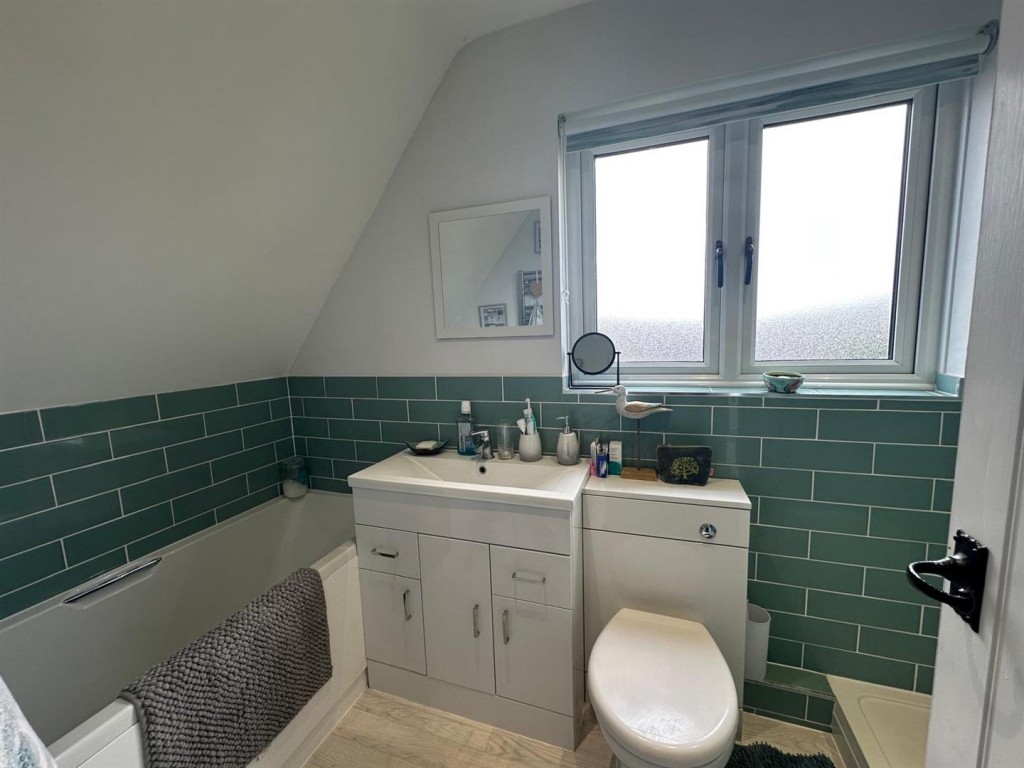 Images for Oakfield Close, Bacton, Stowmarket