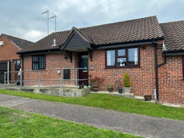 image of 17, Town Green