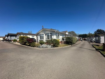 image of 30 Blueleighs Park, Chalk Hill Lane