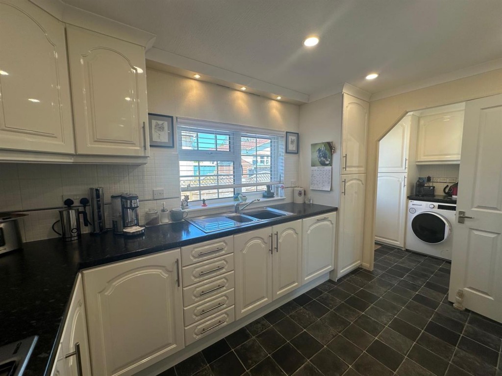 Images for Chalk Hill Lane, Great Blakenham, Ipswich