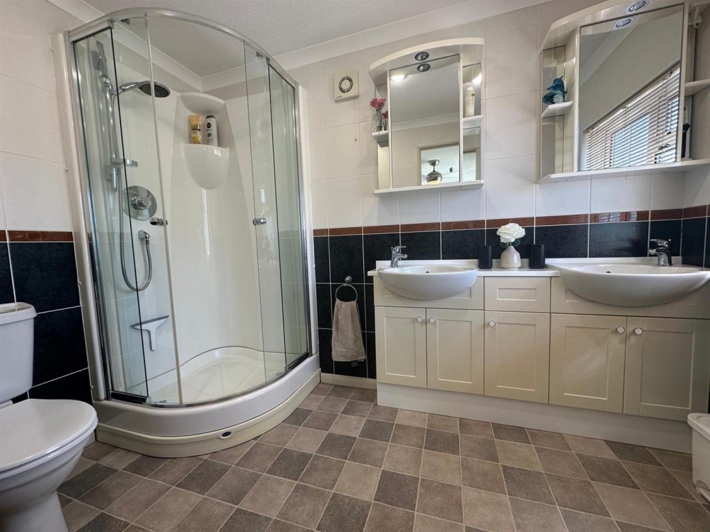 Images for Chalk Hill Lane, Great Blakenham, Ipswich