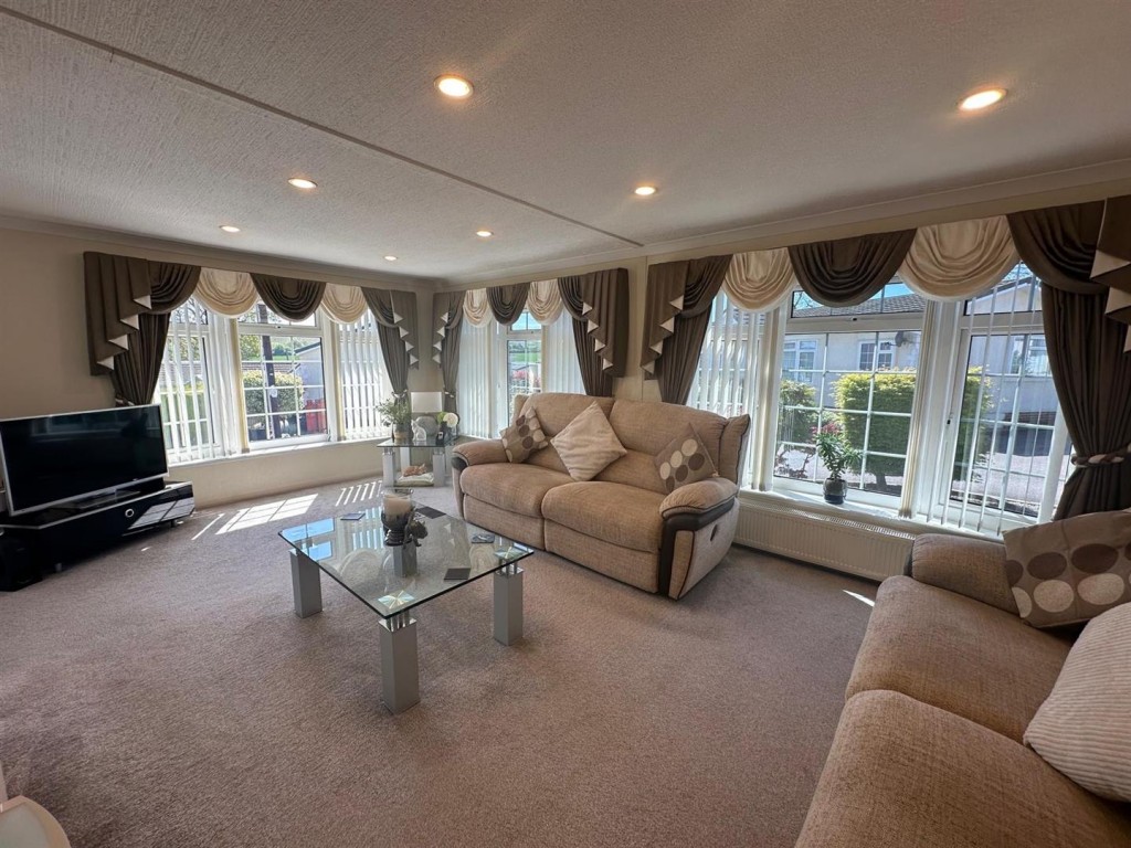 Images for Chalk Hill Lane, Great Blakenham, Ipswich