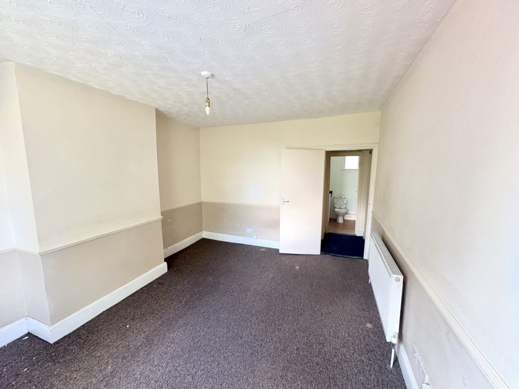 Images for 1, 147 Woodbridge Road, Ipswich, Suffolk, IP4