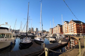 image of 30 Neptune Square, 