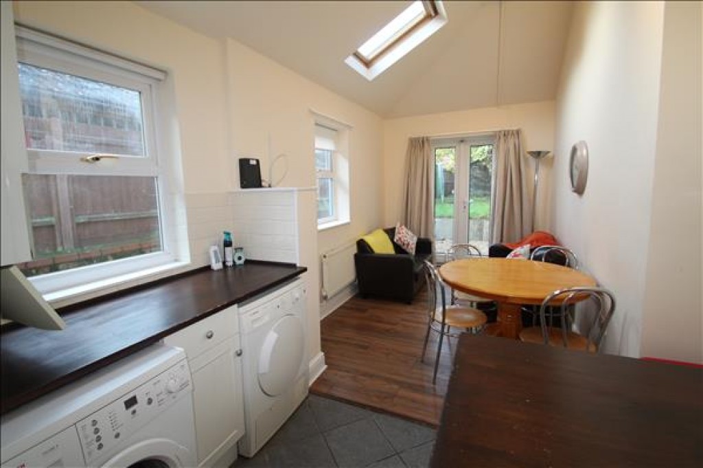 Images for Room in GROVE LANE, IPSWICH, IP4