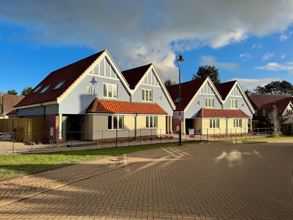 Images for Pinetrees, Purdis Farm Lane, Ipswich