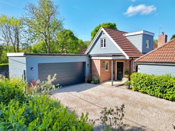 image of Huckleberry House, Byng Hall Road, Ufford