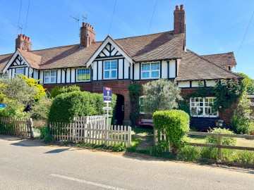 image of 9, Fern Terrace, The Street