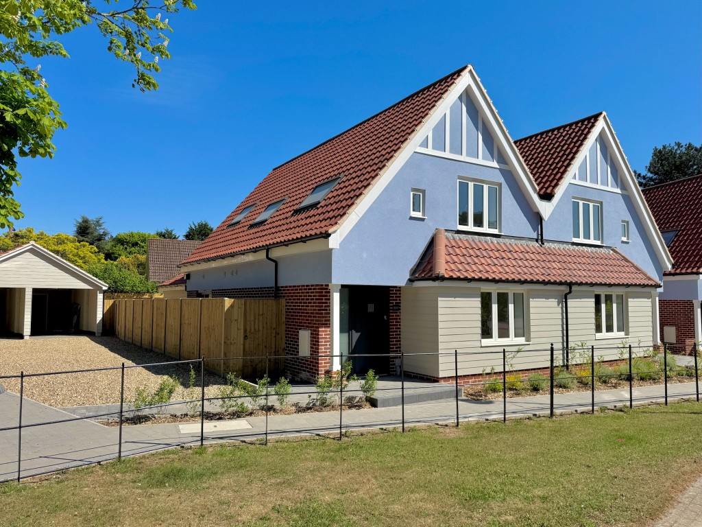 Images for Pinetrees, Purdis Farm Lane, Ipswich