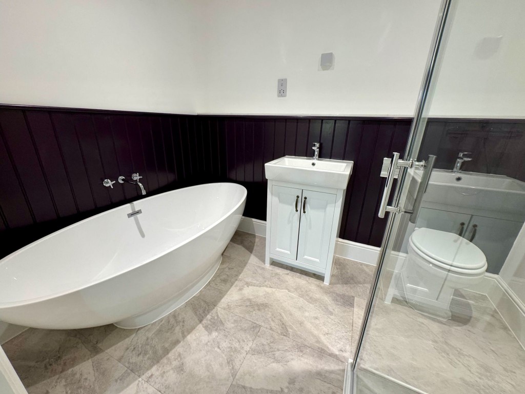 Images for Pinetrees, Purdis Farm Lane, Ipswich