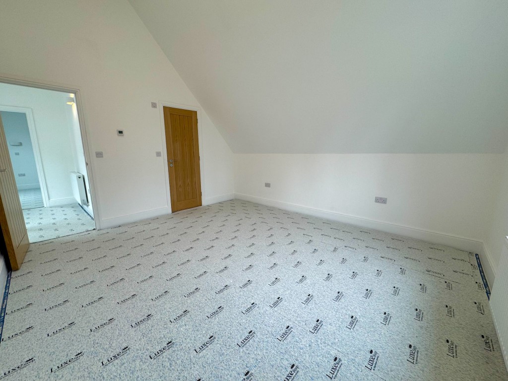 Images for Pinetrees, Purdis Farm Lane, Ipswich