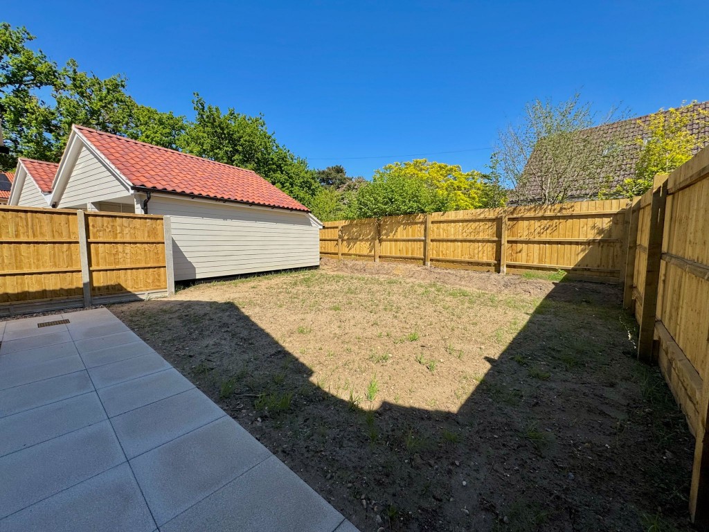 Images for Pinetrees, Purdis Farm Lane, Ipswich