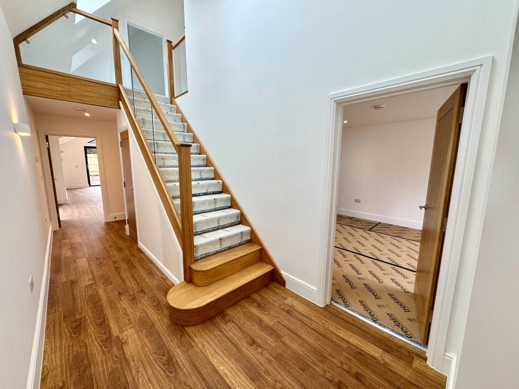 Images for Pinetrees, Purdis Farm Lane, Ipswich