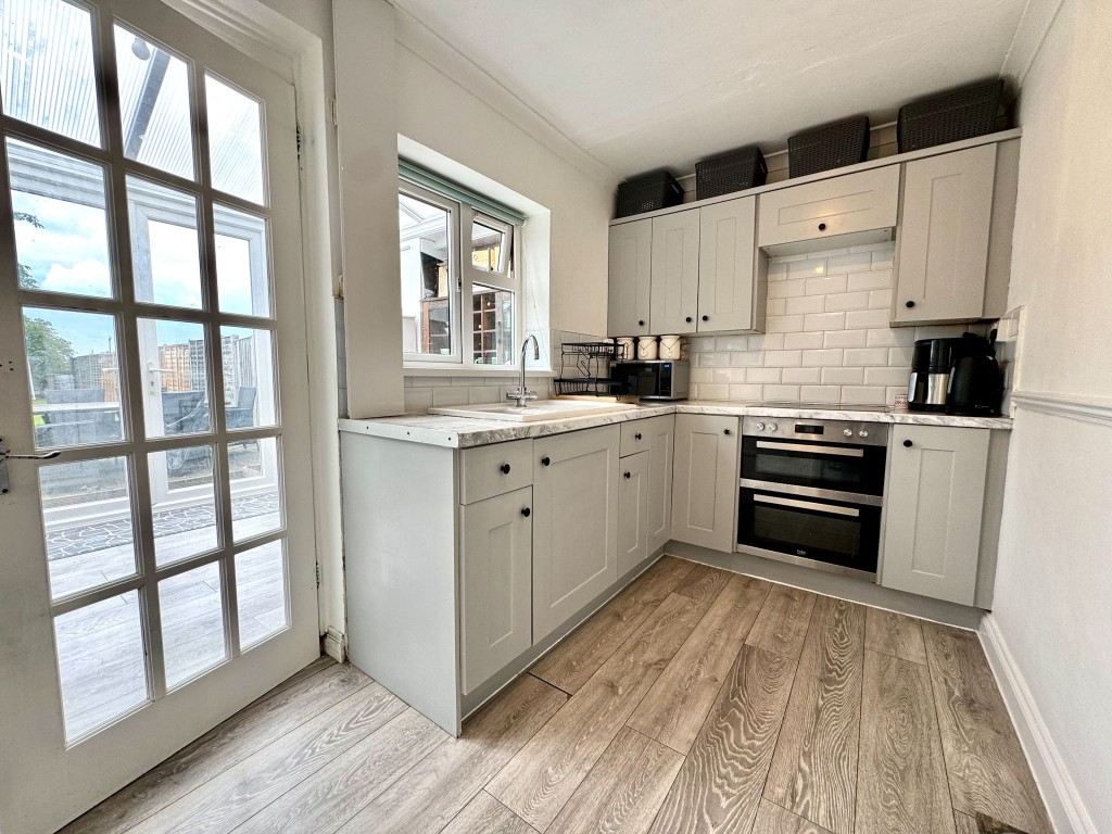 Images for The Green, Saxtead