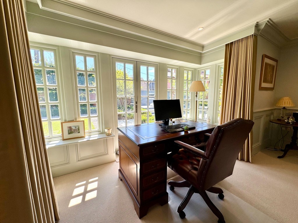 Images for Thoroughfare, Woodbridge