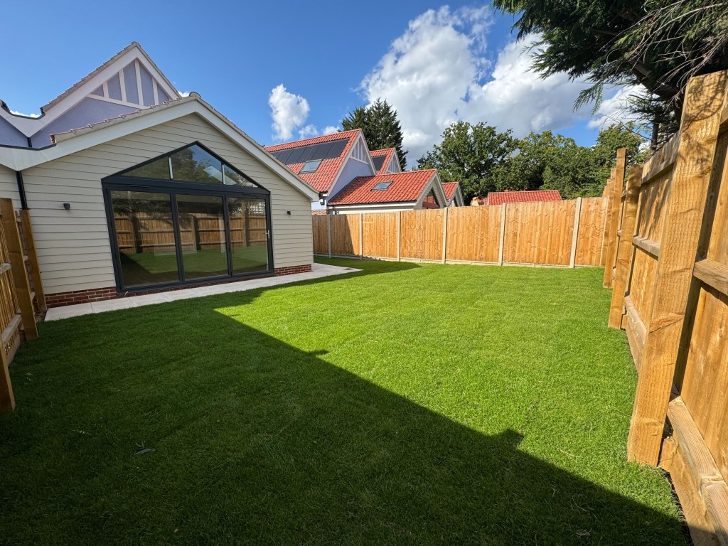 Images for Pinetrees, Purdis Farm Lane, Ipswich