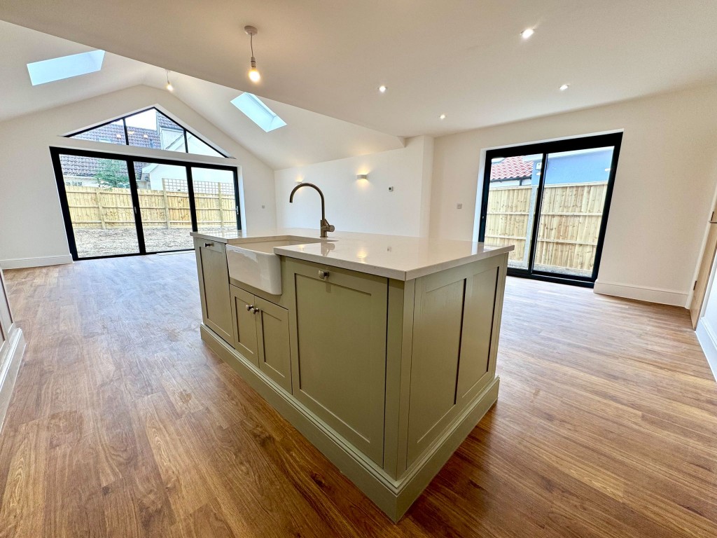 Images for Pinetrees, Purdis Farm Lane, Ipswich