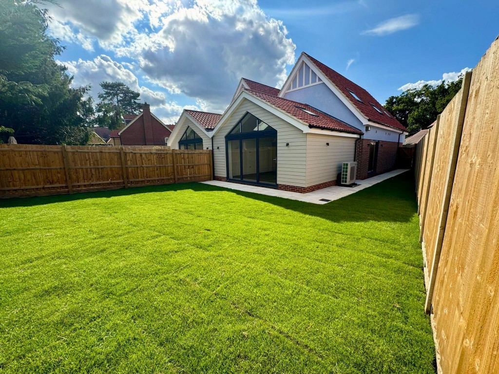 Images for Pinetrees, Purdis Farm Lane, Ipswich