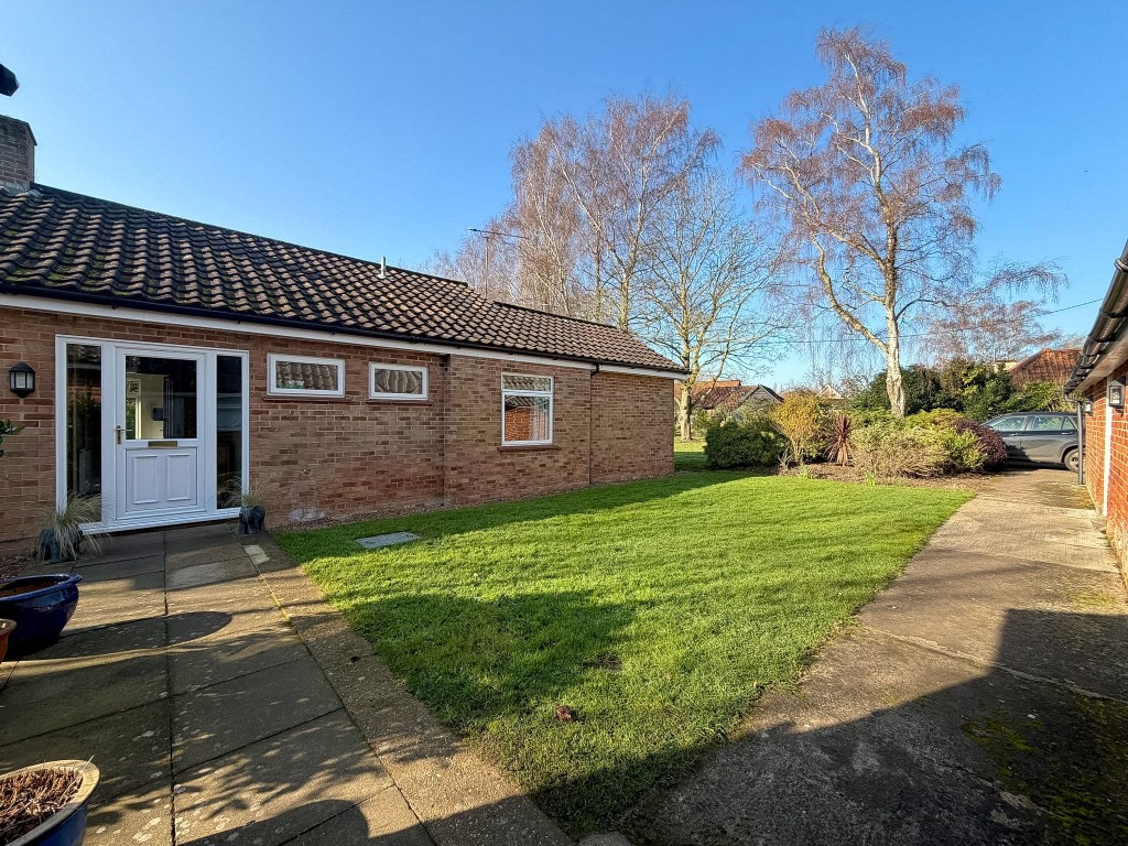 Images for Hall Bungalow, Stratford St. Andrew, Saxmundham