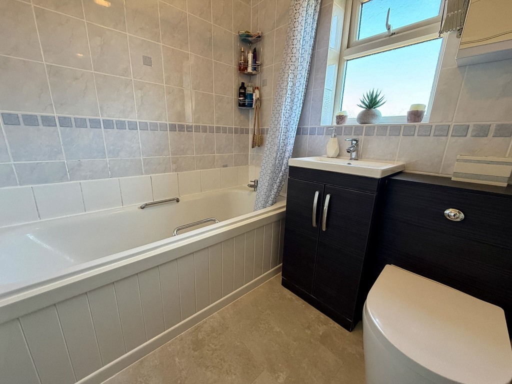 Images for Carlford Close, Martlesham Heath, Suffolk