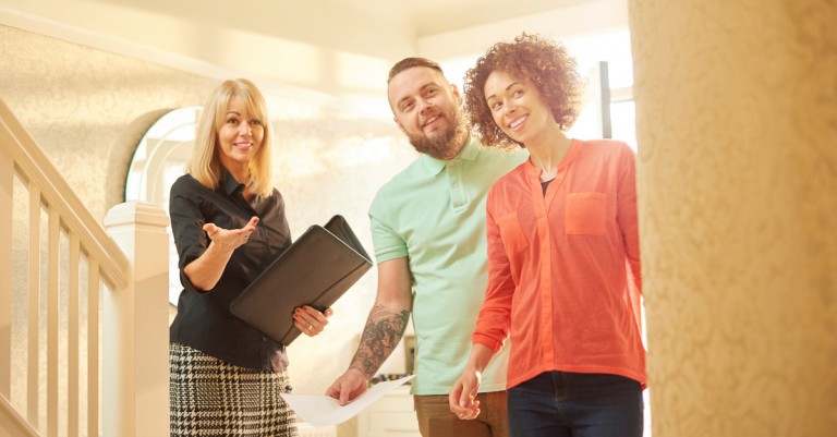 How to Handle House Viewings: Your Guide to a Successful Sale